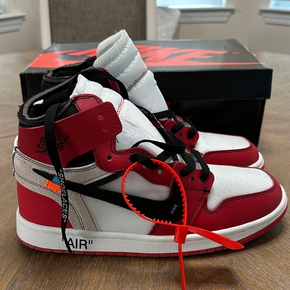 Jordan retro 1 high x Off-white red white black men’s Sz 8.5